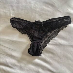 Elegant Black Lace Women's Intimate